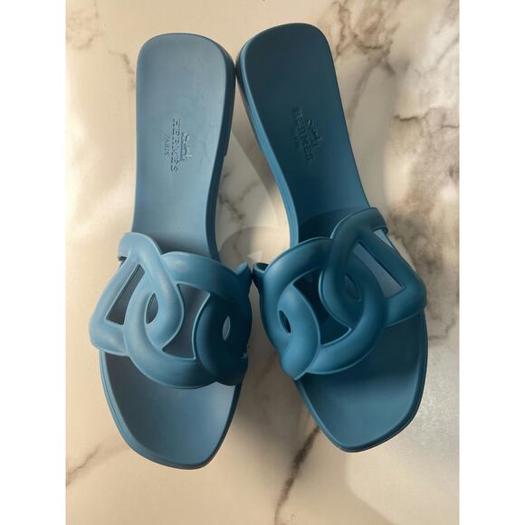 Hermes Shoes - Hermès Blue Rubber Oran Sandals